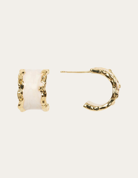 Mira Earring - Curved White - Eb&Ive