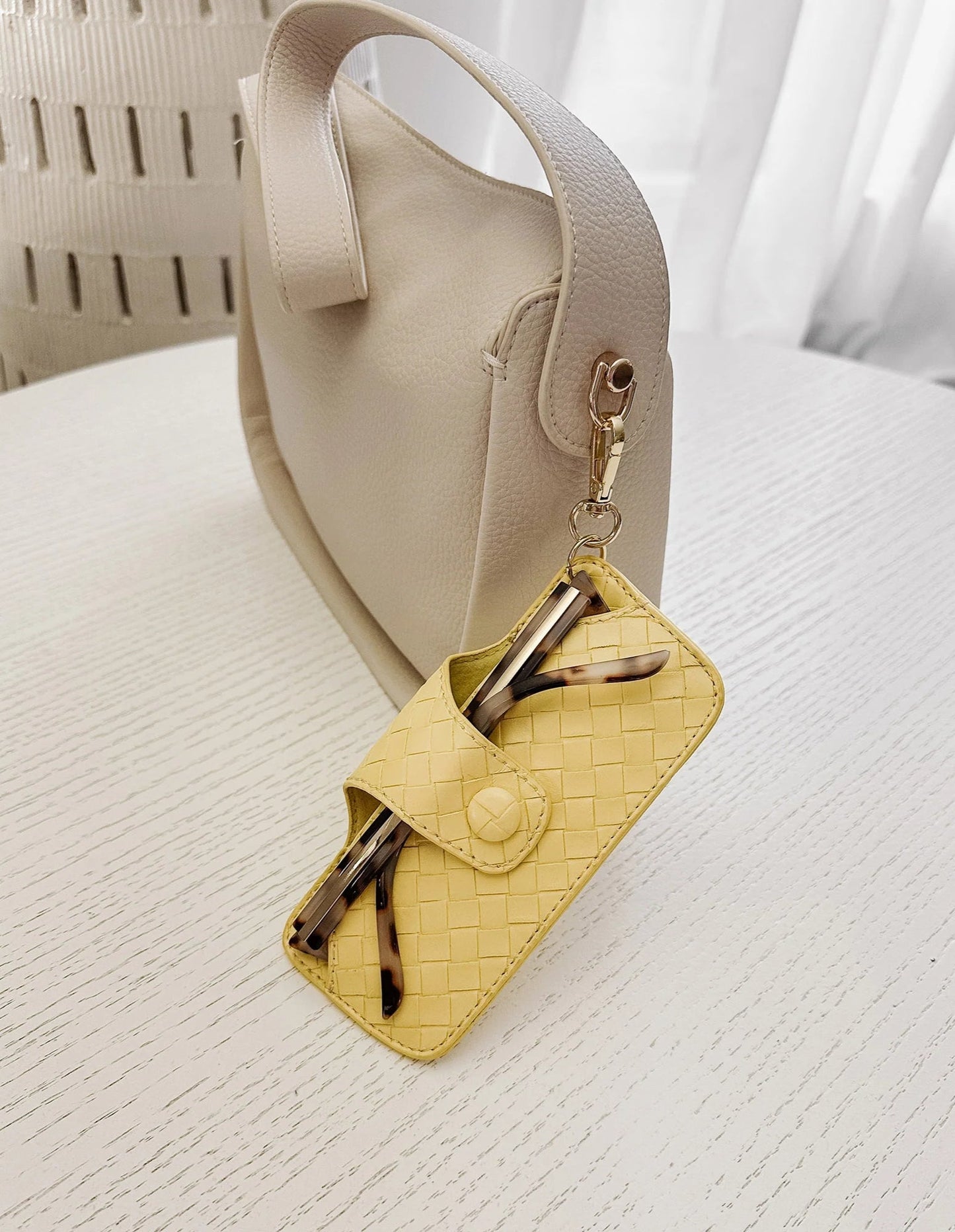 Skittle Sunglasses Case - Woven Butter - Louenhide